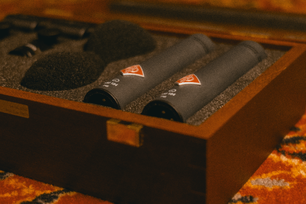 Neumann KM184
